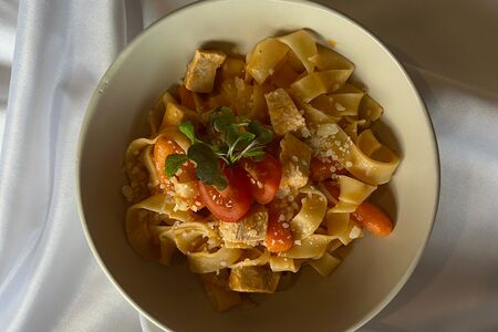 Паста фетучини с кроликом 