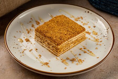 Торт Медовик 