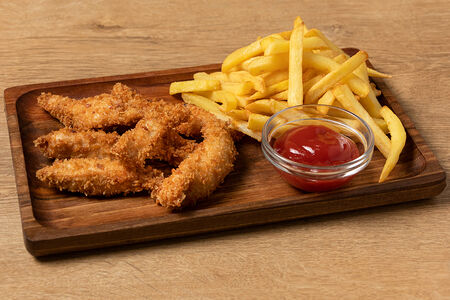 Стрипсы с картофелем фри