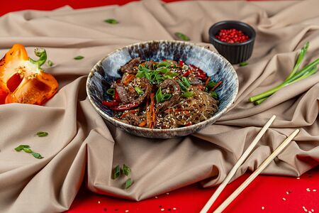 Вок с говядиной и рисом