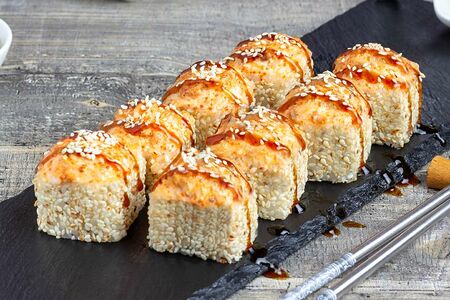 Запеченная Филадельфия кунжут