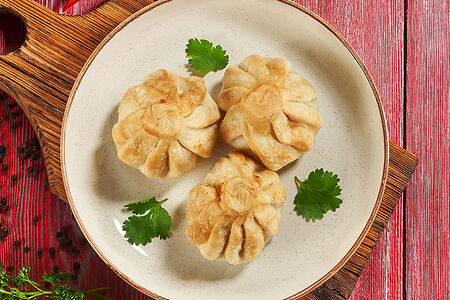 Жареные хинкали с говядиной и свининой