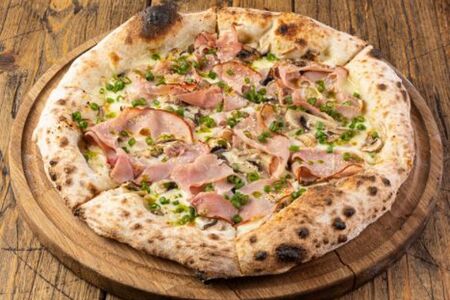 Бьянко с окороком и грибами