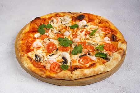 Пицца Том ям