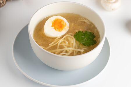 Суп куриный с лапшой 