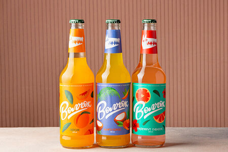 Напиток Волчок с соком манго и кокоса среднегазированный 0.45 л