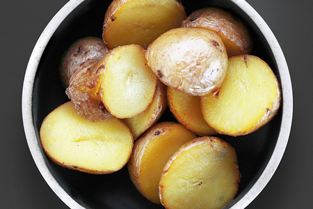 Картофель в соляном растворе