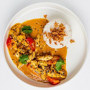 Желтый карри с курицей
