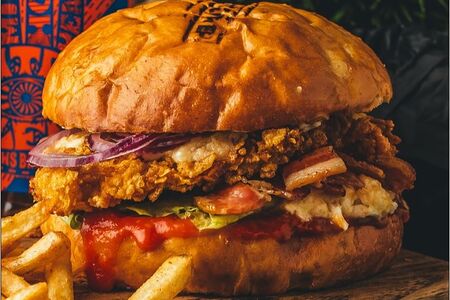 Крафт & Бургер с хрустящей индейкой и беконом