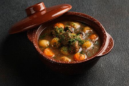 Жаркое из говядины с черносливом