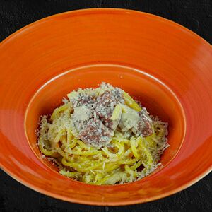 Паста с говяжьими щечками 