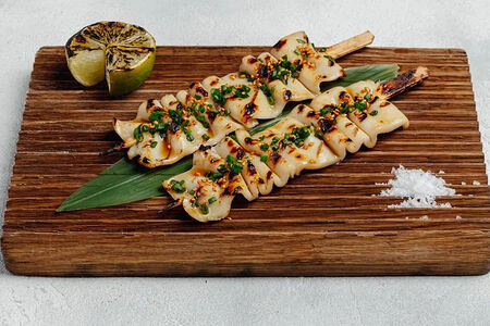 Командорский кальмар с соусом майоми