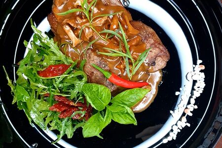 Сочные миньоны из фермерской телятины