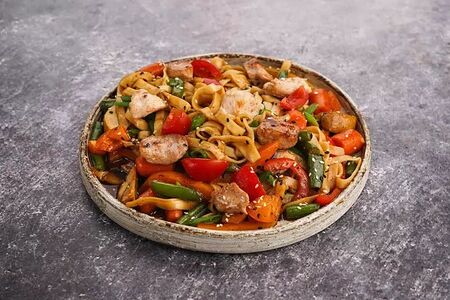 Вок с курицей