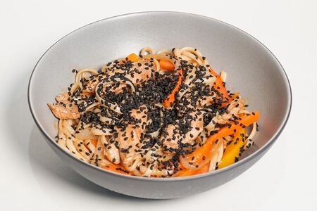 Удон с курицей