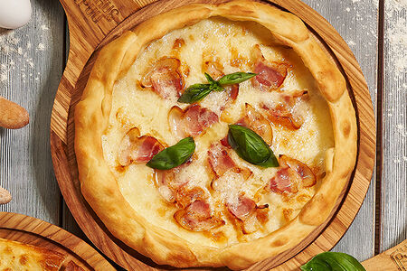 Хачапури с беконом