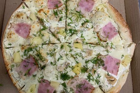 С курицей и ананасом