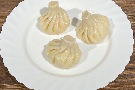 Хинкали вареные с сулугуни