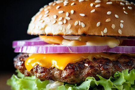 Фирменный бургер с мраморной говядиной