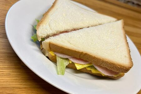 Тост с ветчиной