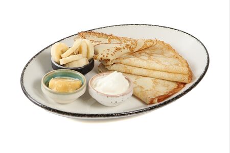 Тонкие блинчики с бананом