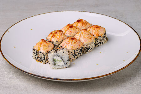 Ролл запечённый с лососем