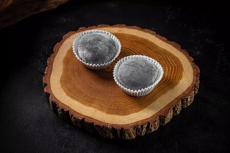 Вагаси Моти с голубикой