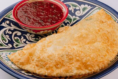 Чебуреки с квашеной капустой