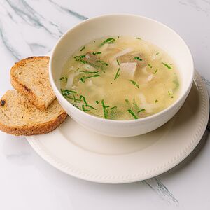 Куриный суп с лапшой