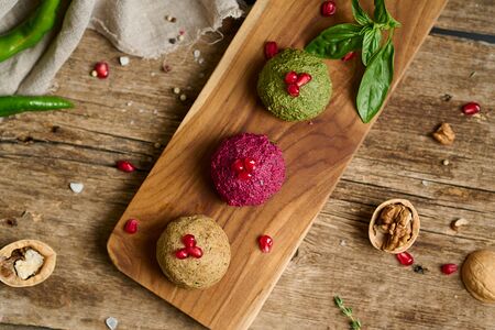 Ассорти пхали