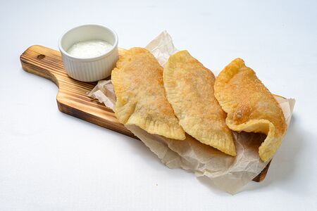 Чебуреки мясные