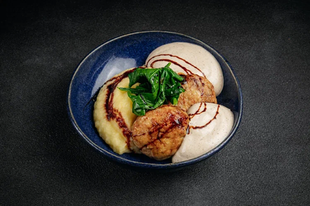 Котлеты из индейки с грибным муссом