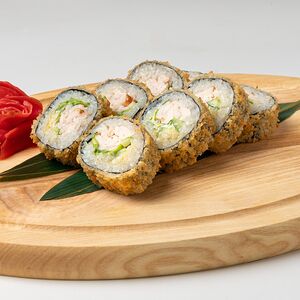 Горячий ролл Цезарь в темпуре