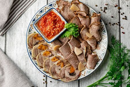 Мясная тарелка с аджикой