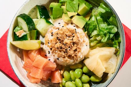 Боул с лососем