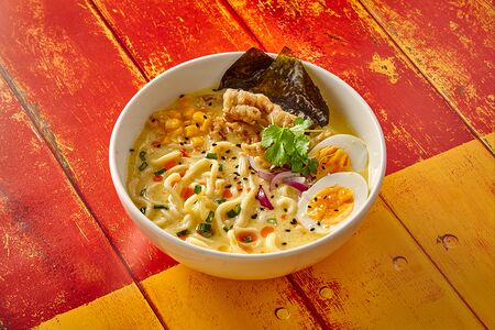 Рамен Сырный с курицей