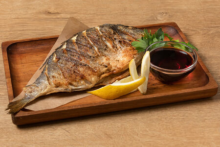 Дорадо на гриле