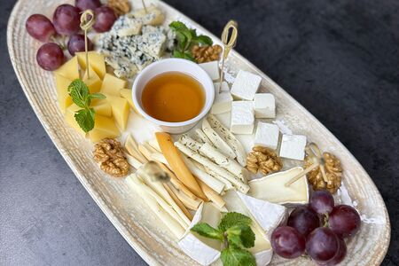 Ассорти из сыров