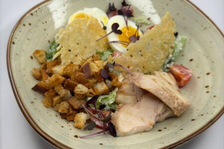 Цезарь с курицей