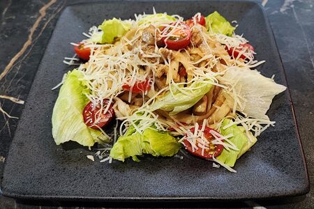 Вок Удон Цезарь