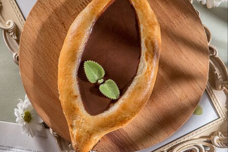 Хачапури с ореховой пастой