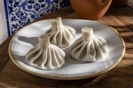 Хинкали с говядиной и свининой 