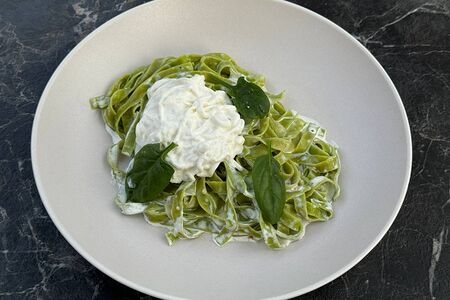 Тальяттеле со страчателлой 