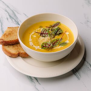 Крем-суп из тыквы с киноа