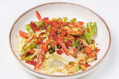 Салат с говядиной и арахисом