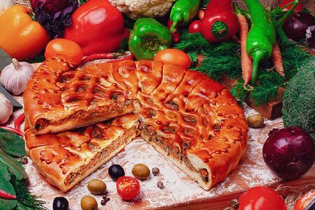 Пирог Купеческий - говядина, шампиньоны, сыр