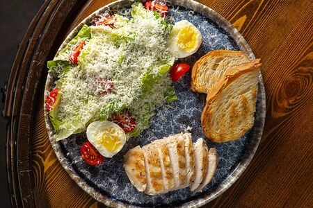 Салат Цезарь