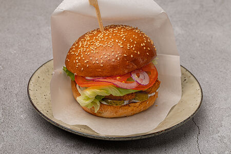 Бургер с хрустящей креветкой