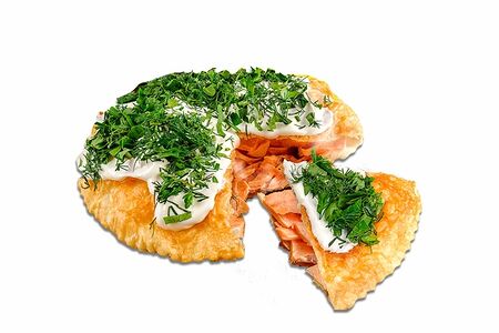 Чебурек-пирог с форелью