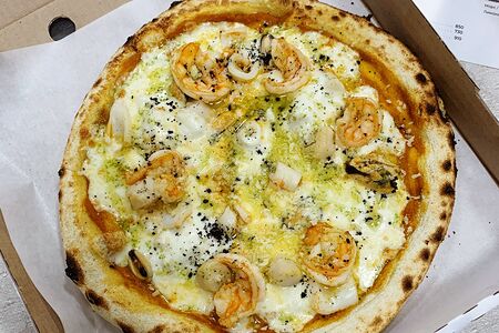 Пицца Фрутти ди Маре с морепродуктами 